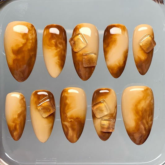 Iced Caramel Macchiato