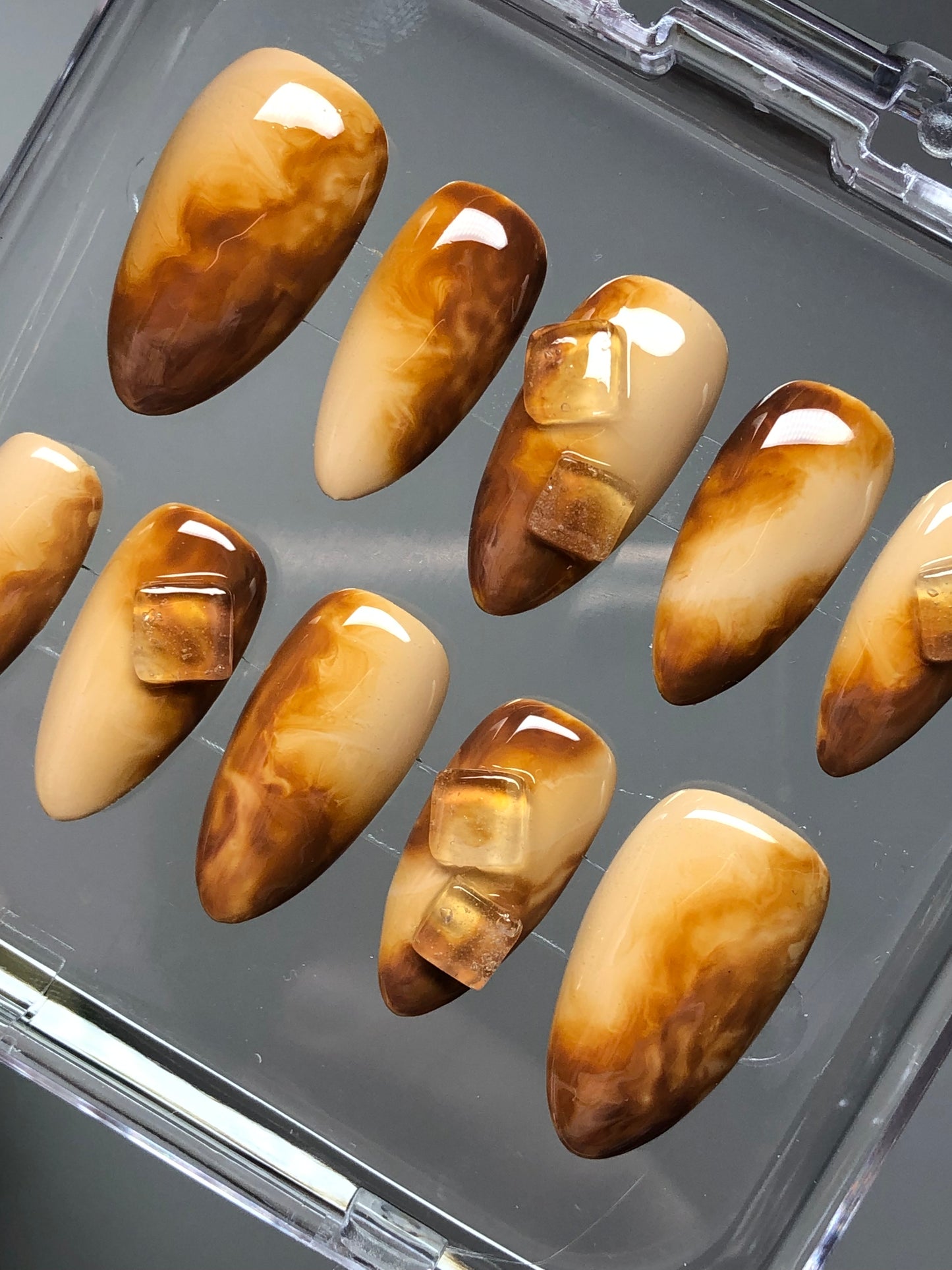 Iced Caramel Macchiato