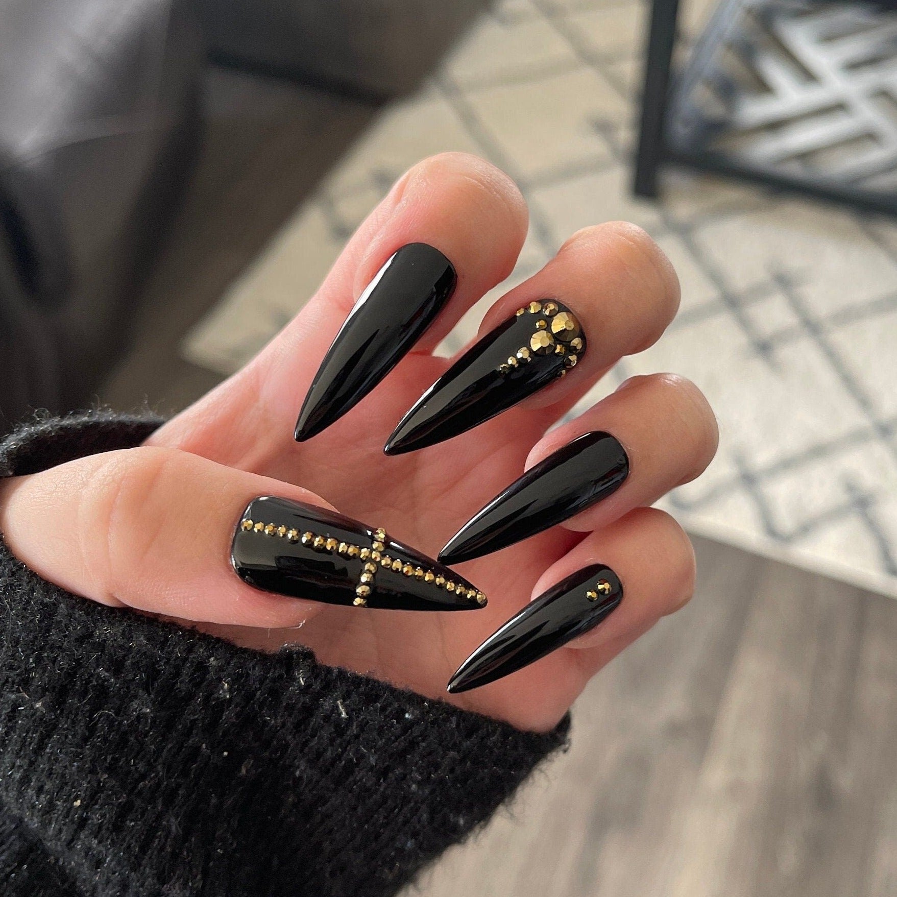 Black Press On Nails With Gold Rhinestones – Queenly Nails